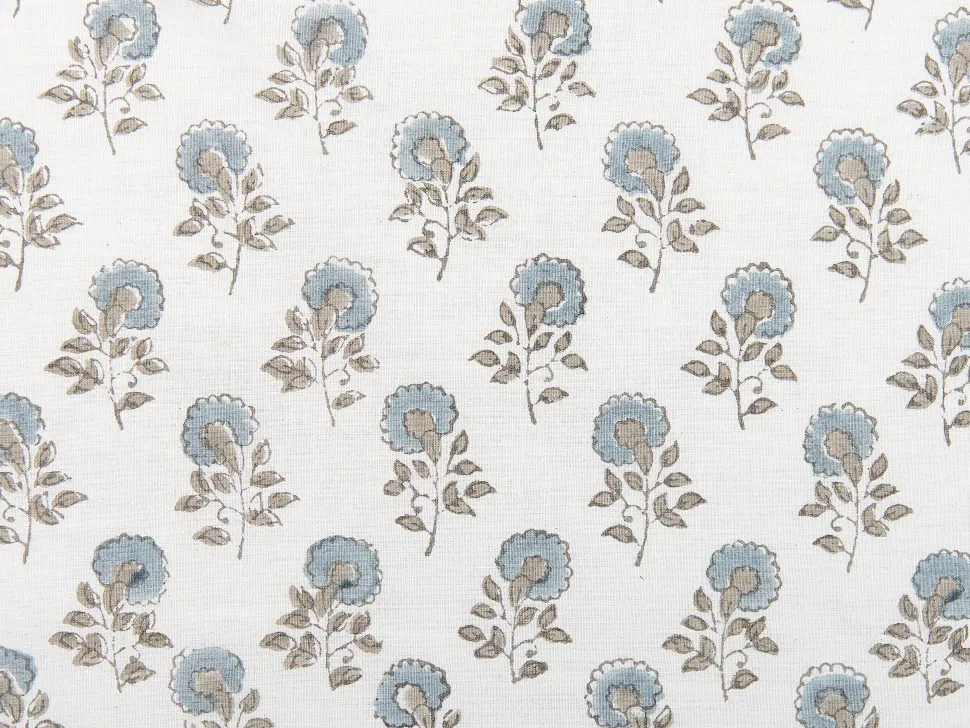 Almofada Decorativa Com Padrao Floral E Borlas Em Algodao Branco E Azul 45 X 45 Cm Pallida