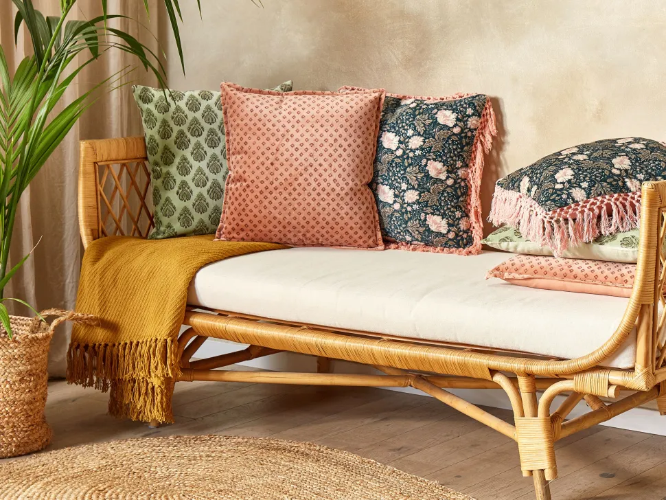 Almofada Decorativa Com Padrao De Diamante Em Veludo Rosa 45 X 45 Cm Rhodocoma