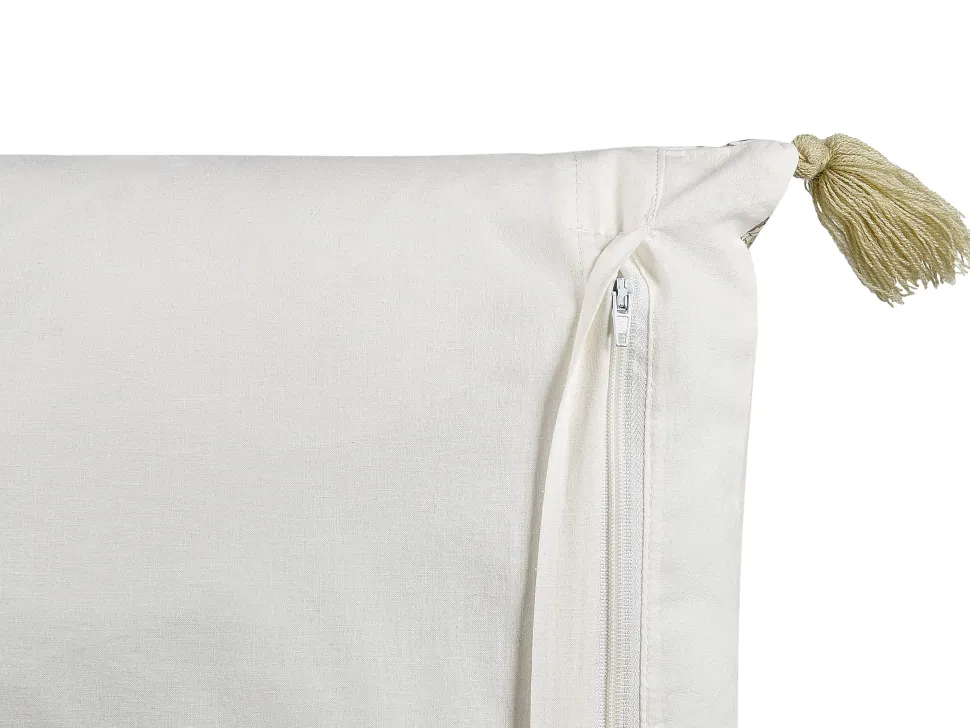 Almofada Decorativa Com Padrao Geometrico E Borlas Em Algodao Multicolor 45 X 45 Cm Setosa