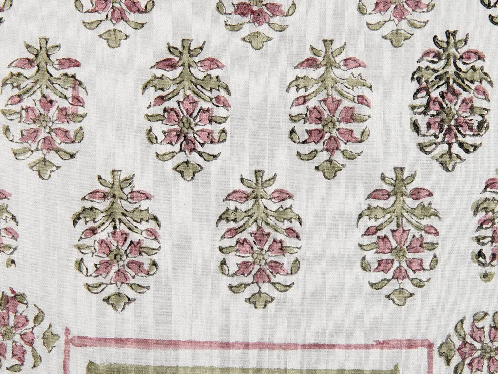 Almofada Decorativa Com Padrao Geometrico E Borlas Em Algodao Multicolor 45 X 45 Cm Setosa