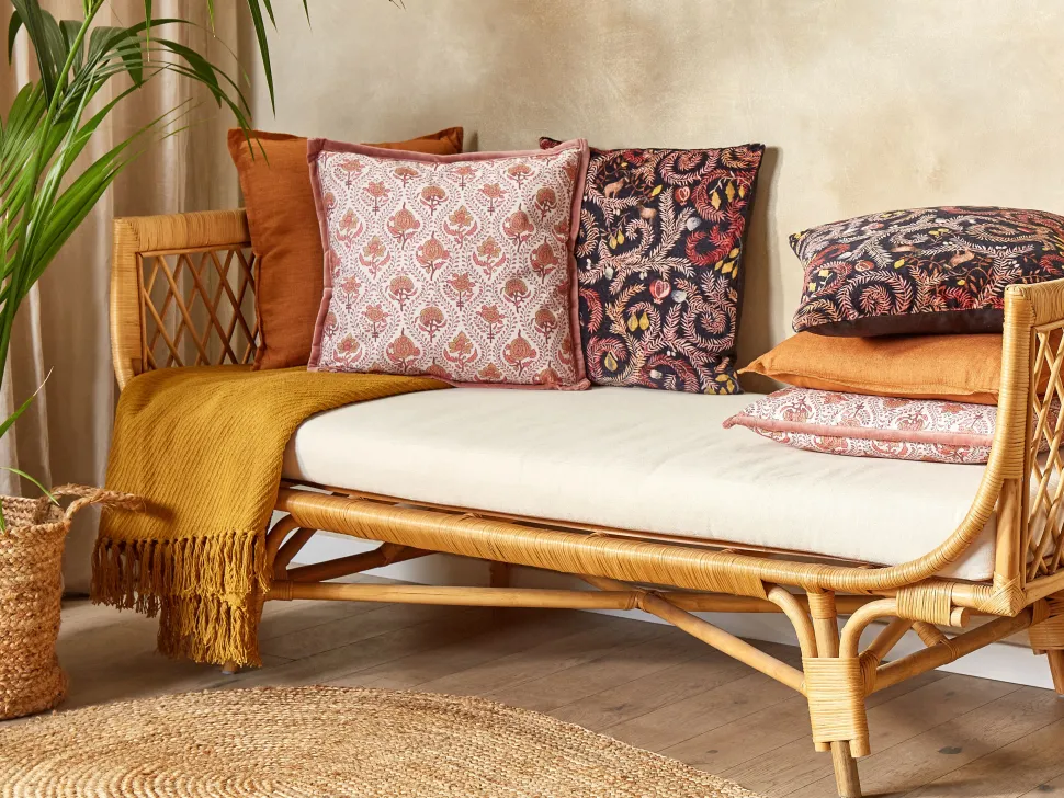 Almofada Decorativa Com Padrao De Flores Em Algodao Vermelho E Branco 45 X 45 Cm Picea