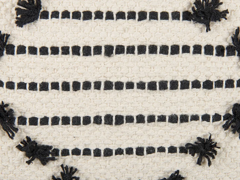 Almofada Decorativa Em Algodao Creme E Preto Com Padrao Geometrico 45 X 45 Cm Myrtus