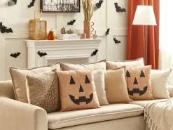 Almofada Decorativa Em Veludo Creme 45 X 45 Cm Sebes