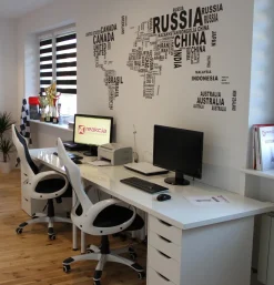 Cadeira De Escritorio Preta E Branca Ichair