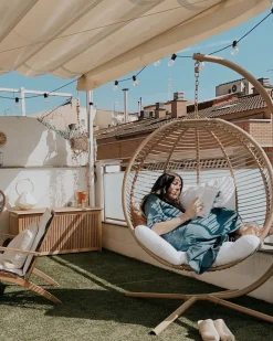 Cadeira Suspensa Em Metal E Corda Creme Com Suporte Arco