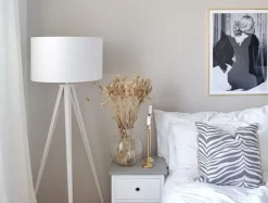 Candeeiro De Pe 156 Cm Branco Stiletto
