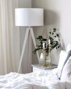 Candeeiro De Pe 156 Cm Branco Stiletto