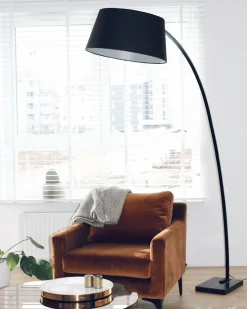 Candeeiro De Pe Com Abajur Preto 188 Cm Benue