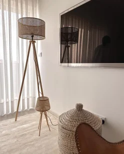 Candeeiro De Pe Em Rattan Natural 150 Cm Penton