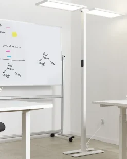 Candeeiro De Pe Led Em Metal Branco 196 Cm Sculptor