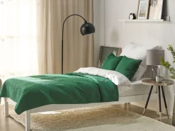 Colcha Com Relevo E Duas Almofadas Verdes 140 X 210 Cm Babak