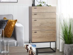 Comoda Com 4 Gavetas Cor De Madeira Clara Acra