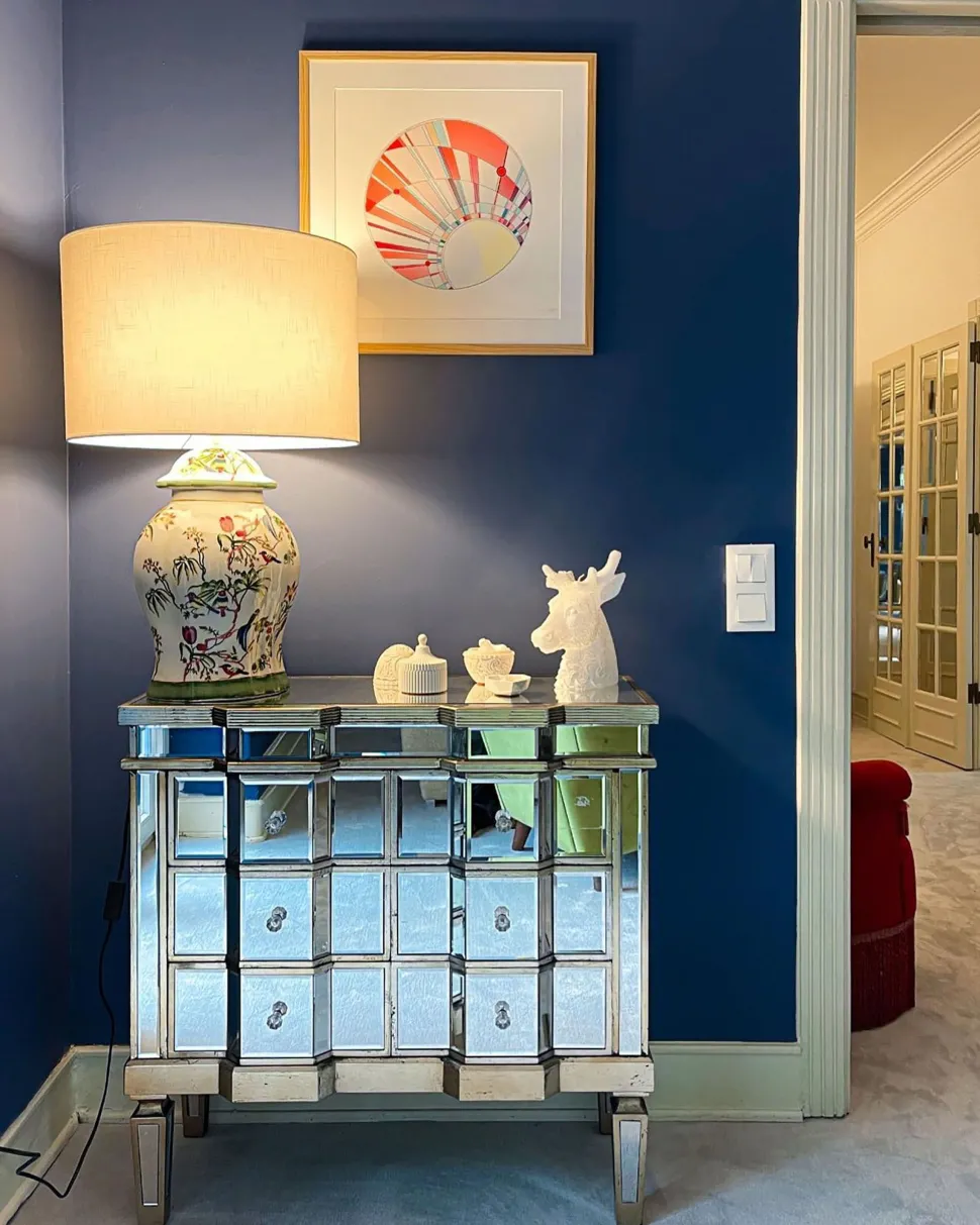 Comoda Com 6 Gavetas Em Efeito Espelhado Mozela