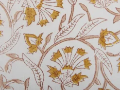 Conjunto De 2 Almofadas Decorativas Com Padrao Floral Em Algodao Branco E Amarelo 45 X 45 Cm Calathea