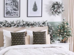 Conjunto De 2 Almofadas Decorativas Em Preto E Dourado 45 X 45 Cm Leroy