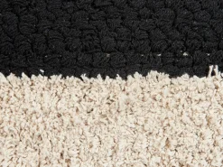 Conjunto De 2 Almofadas Decorativas Tufadas Em Algodao Creme E Preto 50 X 50 Cm Khora