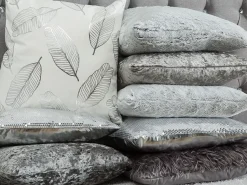 Conjunto De 2 Almofadas Decorativas 45 X 45 Cm Brancas Freesia