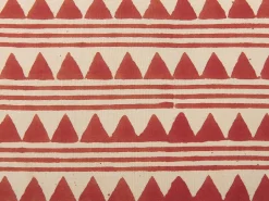 Conjunto De 2 Almofadas Decorativas Com Padrao Geometrico Em Algodao Vermelho E Creme 45 X 45 Cm Deglupta