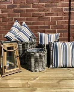 Conjunto De 2 Almofadas De Jardim Multicolor 40 X 40 Cm Kastos