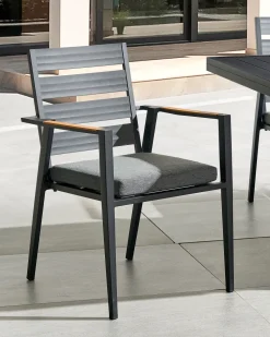 Conjunto De 4 Cadeiras De Jardim Pretas Taviano