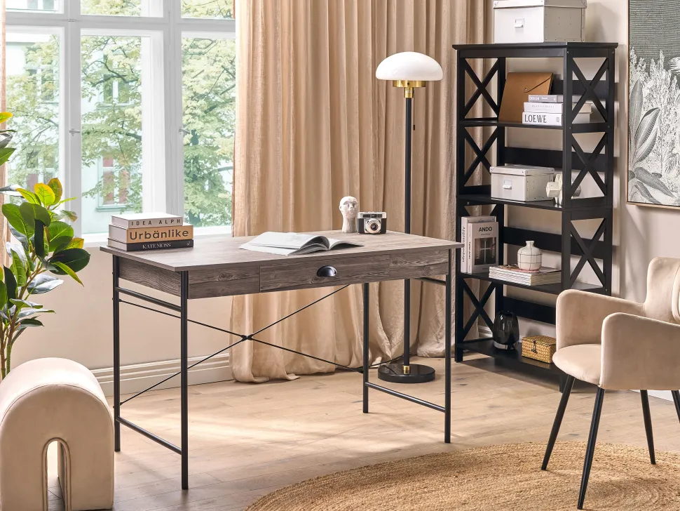 Conjunto De Escritorio Em Madeira Escura E Preto Foster/Casco