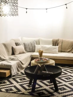 Conjunto De Jardim 5 Lugares Em Madeira De Acacia Branco Creme A Direita Marettimo