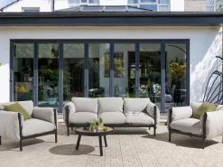 Conjunto De Jardim Com 2 Poltronas E Sofa De 3 Lugares Em Aluminio Cinzento Claro Esperia