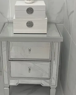 Mesa De Cabeceira Com 2 Gavetas Em Efeito Espelhado Prateado Tigy