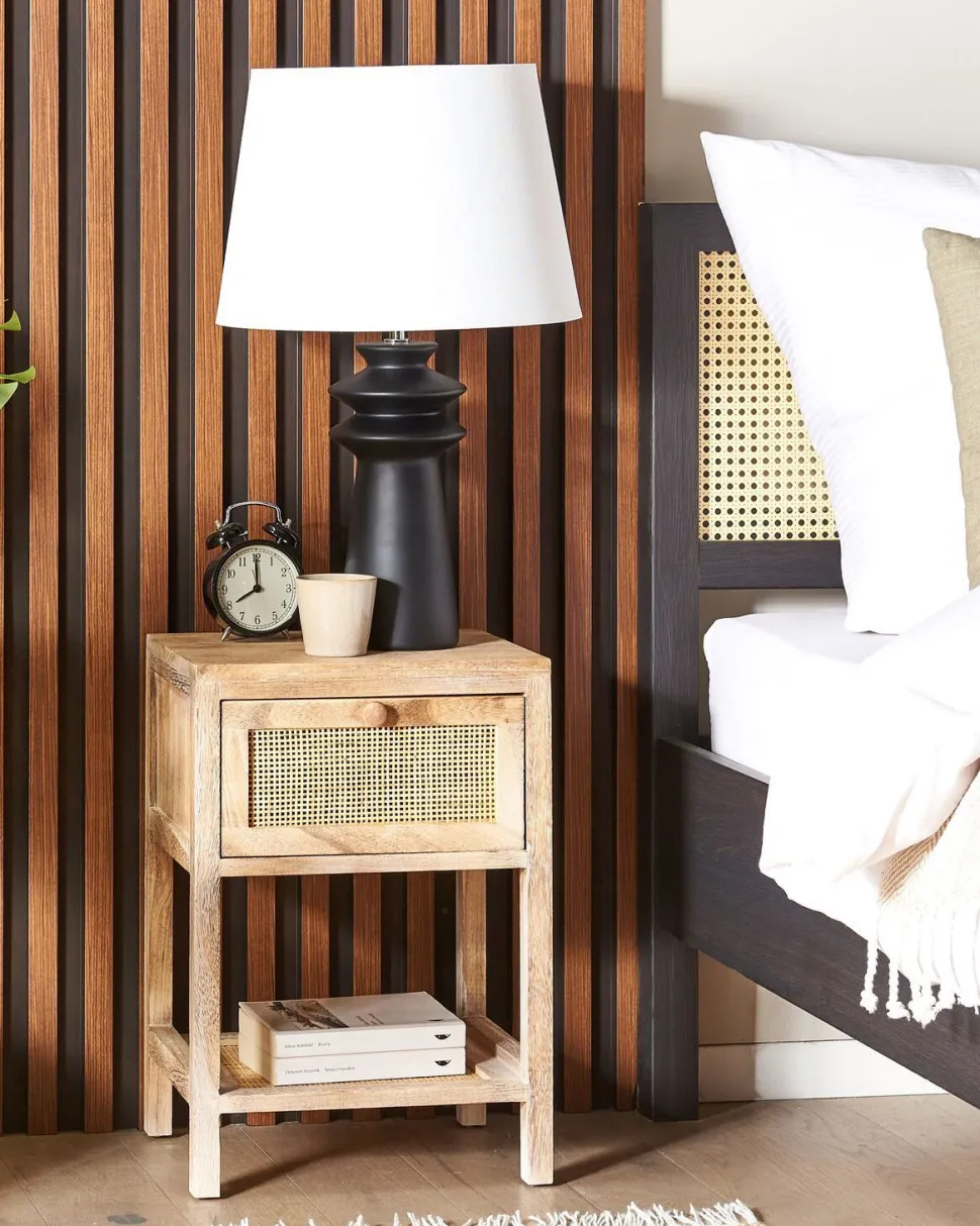 Mesa De Cabeceira Com 1 Gaveta Em Rattan Cor De Madeira Clara Esto