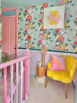 Mesa De Cabeceira Redonda Em Madeira Clara Movas