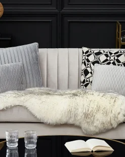 Pele De Ovelha Branca E Cinzenta Uluru