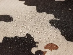 Pufe Almofada Com Padrao De Vaca 140 X 180 Cm Fuzzy