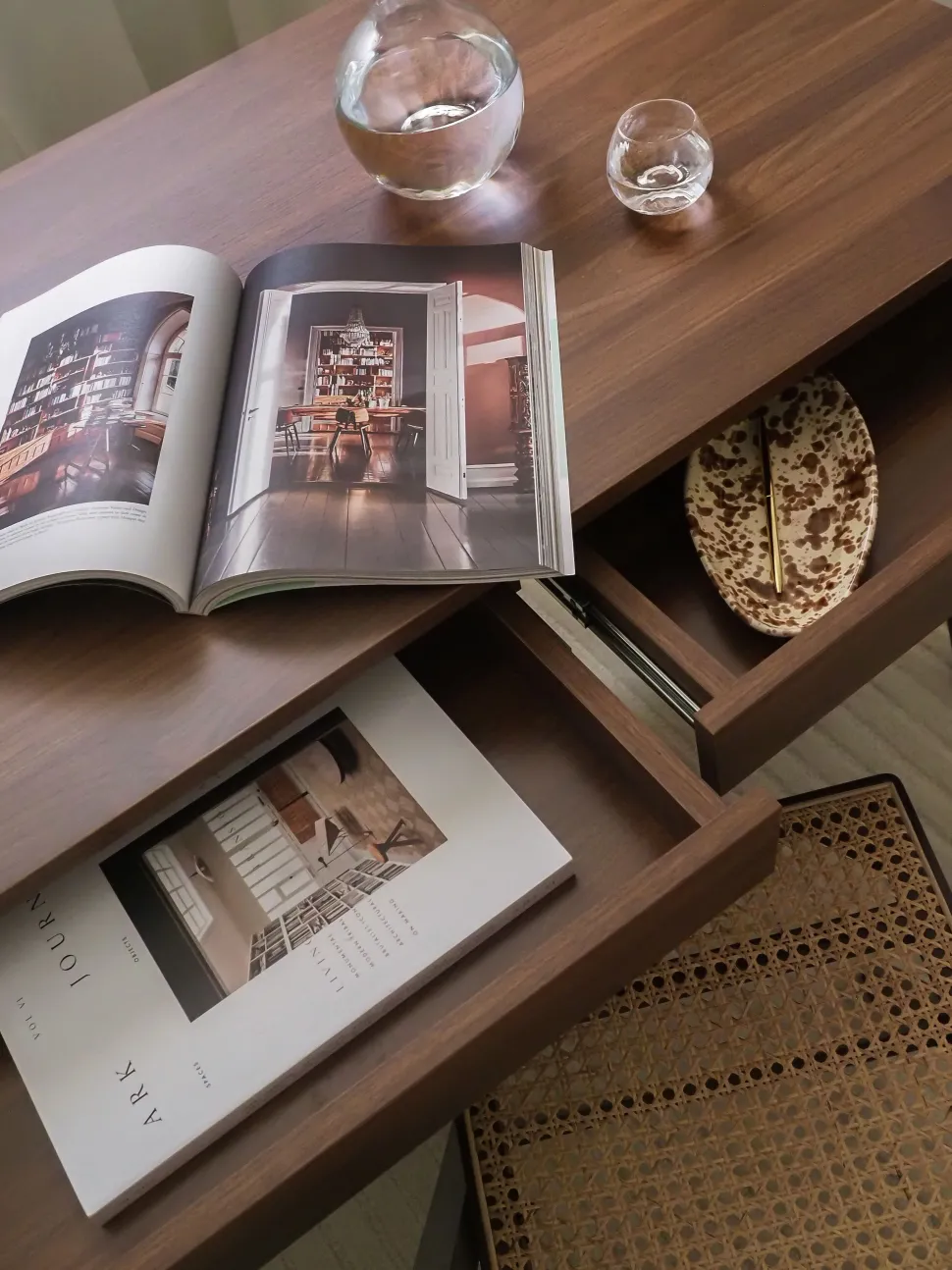 Secretaria Castanha Escura Com 2 Gavetas 120 X 70 Cm Sheslay