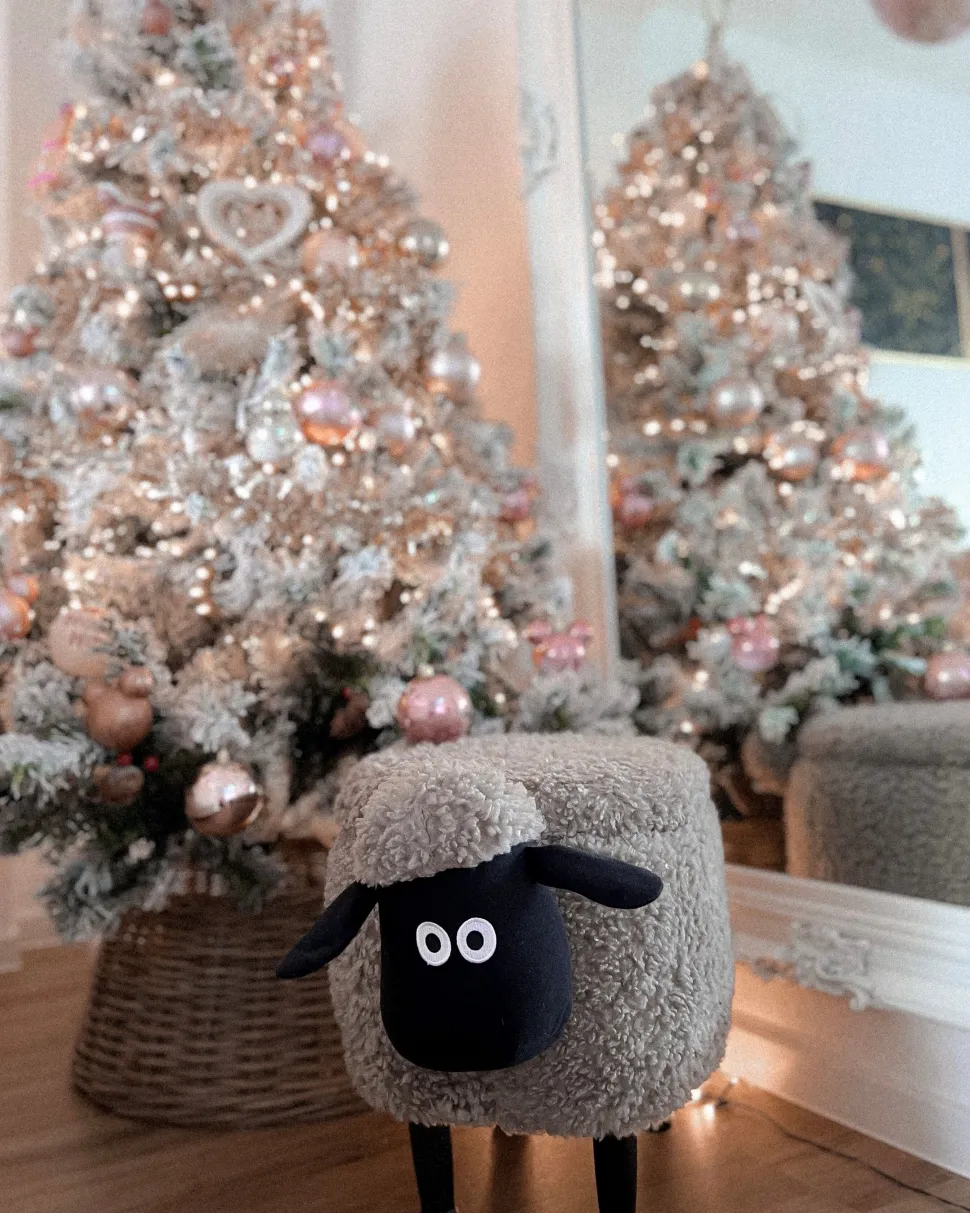 Tamborete Em Tecido Cinzento Com Arrumação Sheep