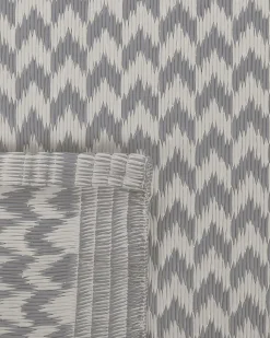 Tapete De Exterior Cinzento 60 X 90 Cm Mango