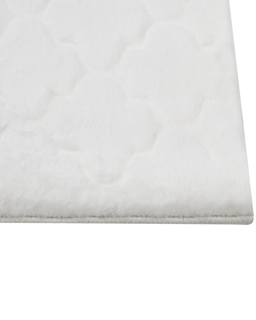 Tapete De Pele Sintetica De Coelho Branca 160 X 230 Cm Gharo