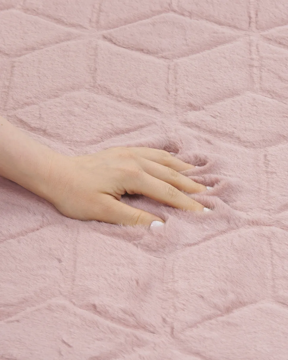 Tapete Em Pele Sintetica De Coelho Rosa 160 X 230 Cm Thatta