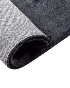 Tapete Em Pele Sintetica De Coelho Preta 160 X 230 Cm Mirpur