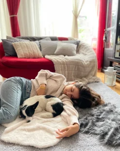 Tapete Em Pele Sintetica De Coelho Branca 60 X 90 Cm Undara