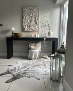 Tapete Em Pele Sintetica De Vaca Taupe E Dourado 150 X 200 Cm Bogong