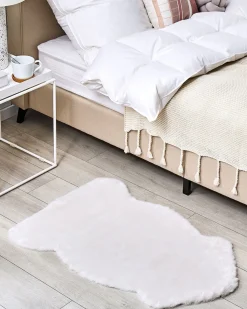 Tapete Em Pele Sintetica De Coelho Creme 60 X 90 Cm Undara