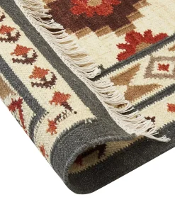 Tapete Kilim Em La Multicolor 140 X 200 Cm Ghukasavan
